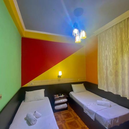 Hotel Rex Тирана Экстерьер фото