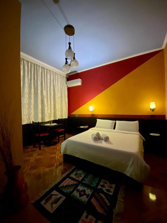 Hotel Rex Тирана Экстерьер фото