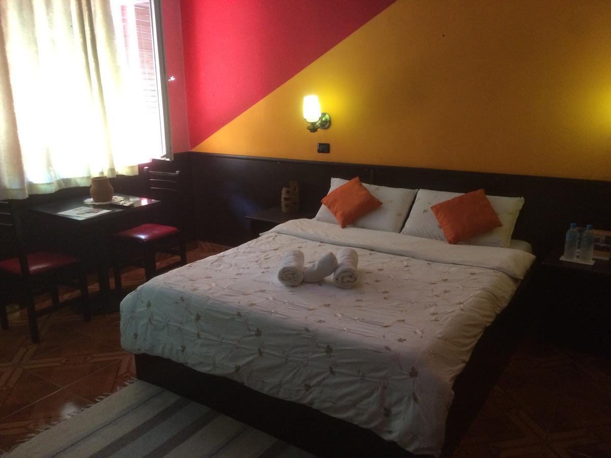 Hotel Rex Тирана Экстерьер фото