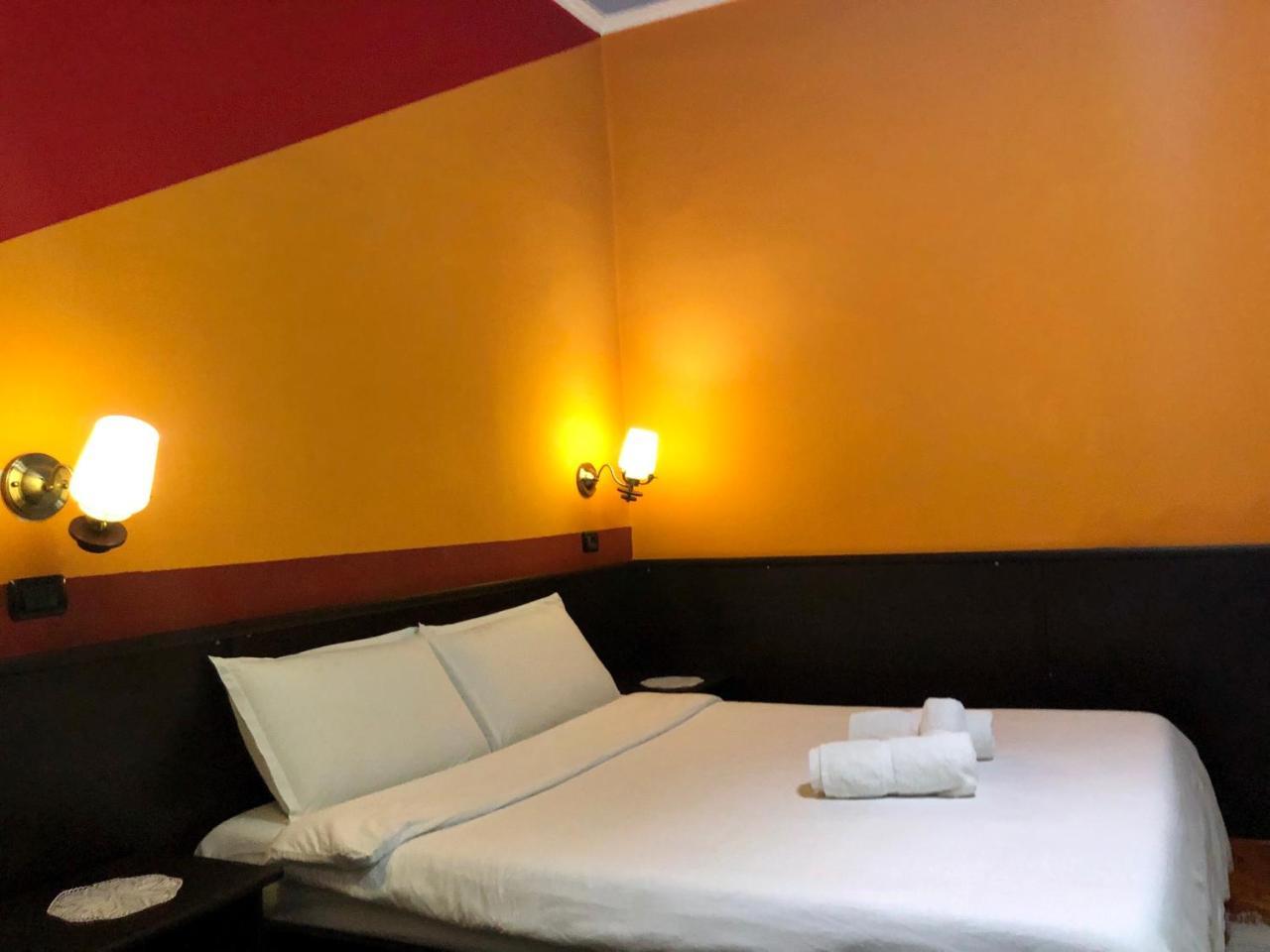 Hotel Rex Тирана Экстерьер фото