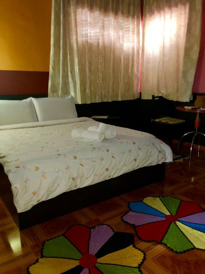 Hotel Rex Тирана Экстерьер фото